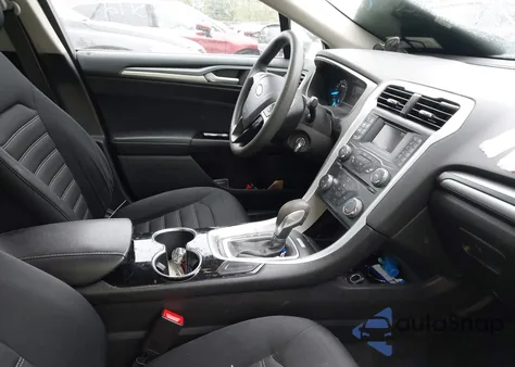 2014 Ford Fusion Se z USA, uszkodzony, nr VIN 3FA6P0H77ER322929